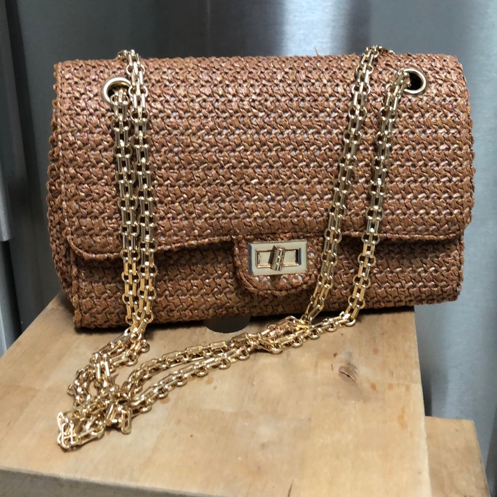 Straw purse